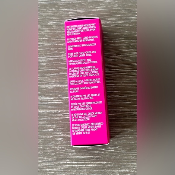 MAC Cosmetics Beauty & Skincare 4 Piece Mini Size - Picture 9 of 12